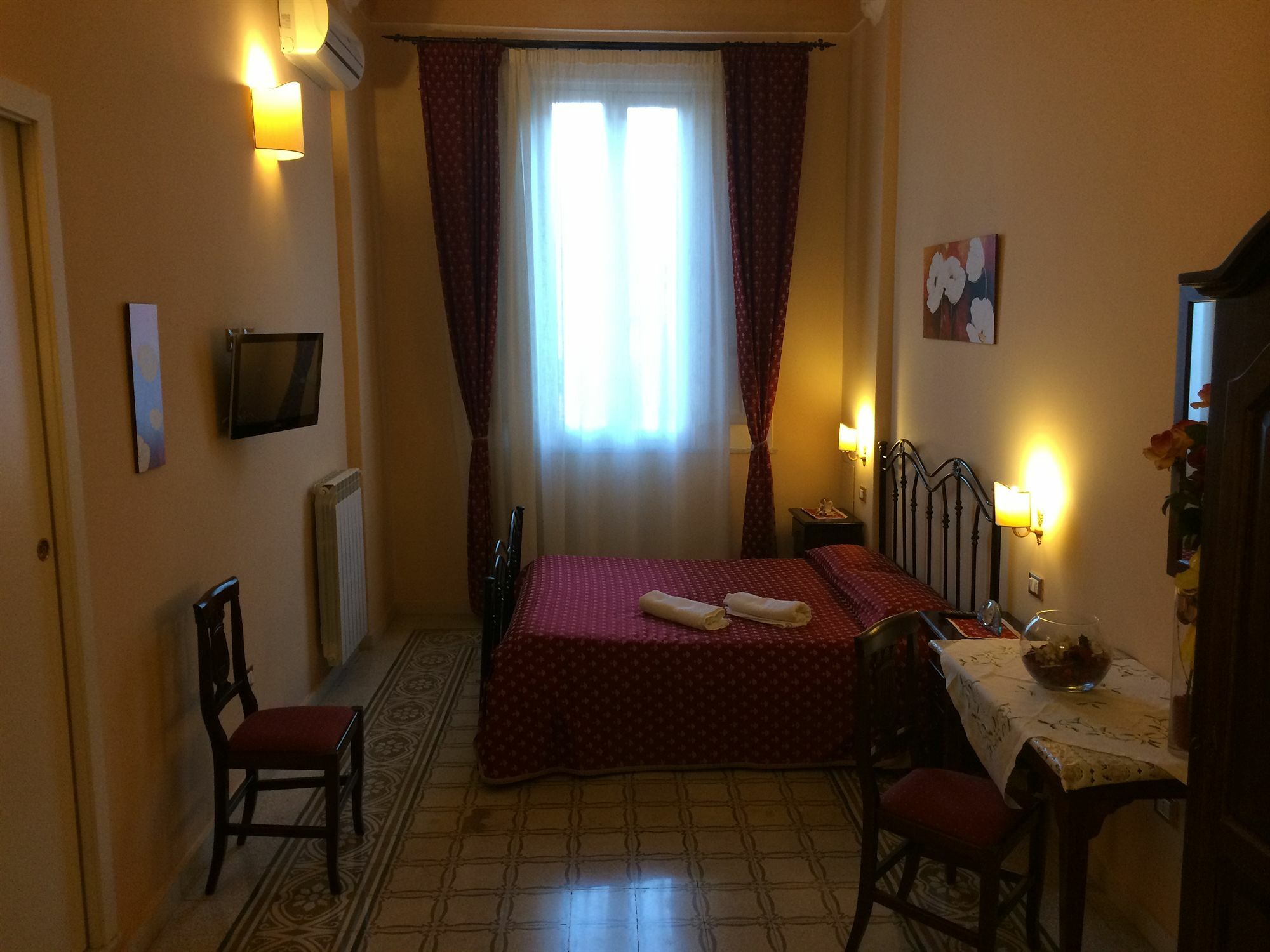A Casa Di Anna Apartment Palermo Ngoại thất bức ảnh